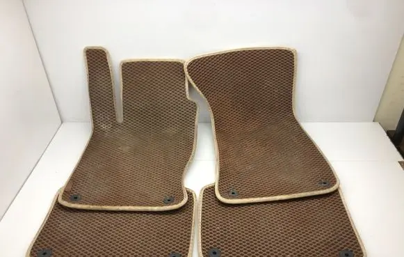 Audi A8 S8 D3 4E Car floor mat set 