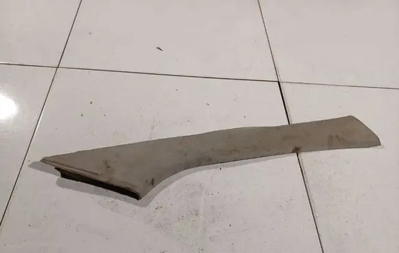 Citroen C5 (C) pillar trim 9631638977