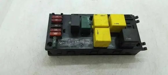 Mercedes-Benz E W210 Fuse module 0005401550