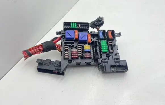 BMW 2 F44 Fuse module 9360501