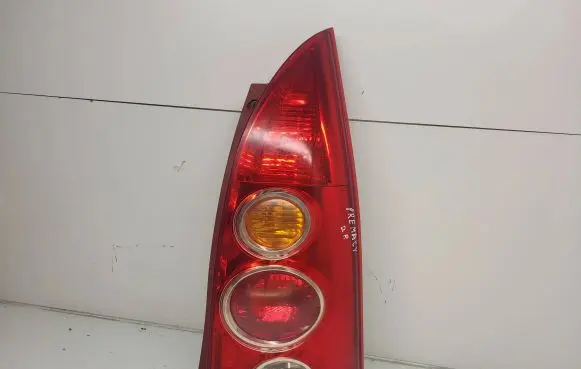 Mazda Premacy Rear/tail lights 22061961