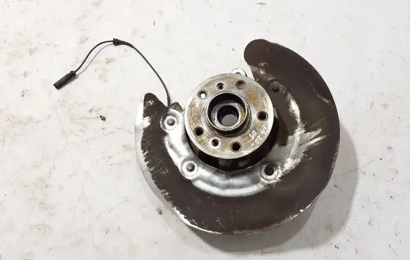 BMW X4M F98 Rear wheel hub 8091552