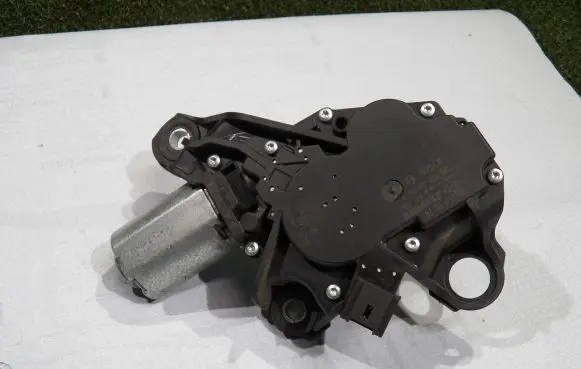 Renault Kangoo II Rear window wiper motor 8200431392