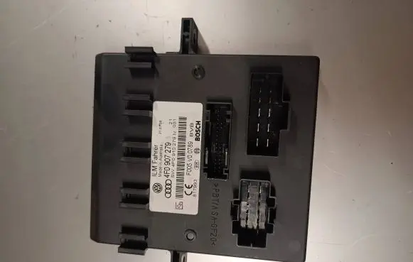 Audi Q7 4L Comfort/convenience module 4F0907279 4F0910279N F005V00789