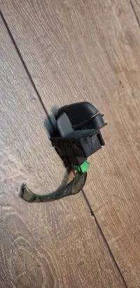 Volvo V70 Tailgate opening switch 9162946