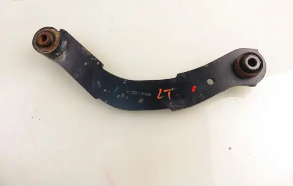 Rear control arm