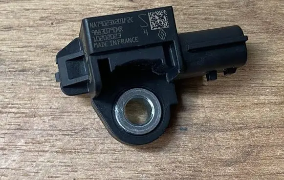 Renault Megane E-Tech Airbag deployment crash/impact sensor 988307904R