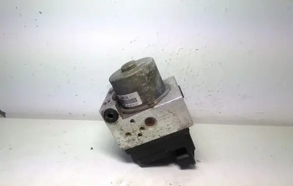 Nissan X-Trail T30 ABS Pump 47600AR005 C47A695