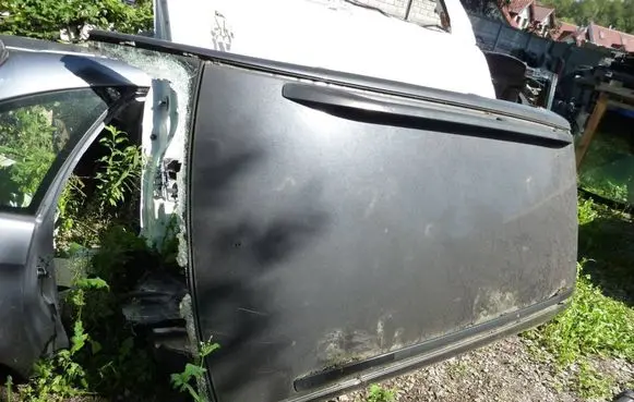Toyota Avensis Verso Roof 