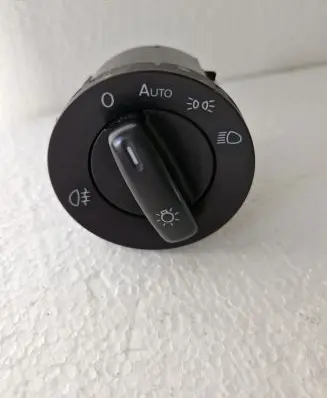 Volkswagen Golf V Light switch 1K0941431BL