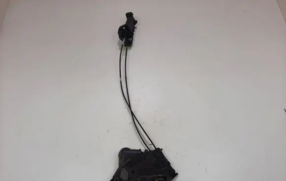 Toyota Prius (XW20) Front door lock