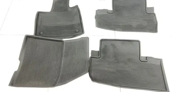 Peugeot 5008 II Car floor mat set 1623821680