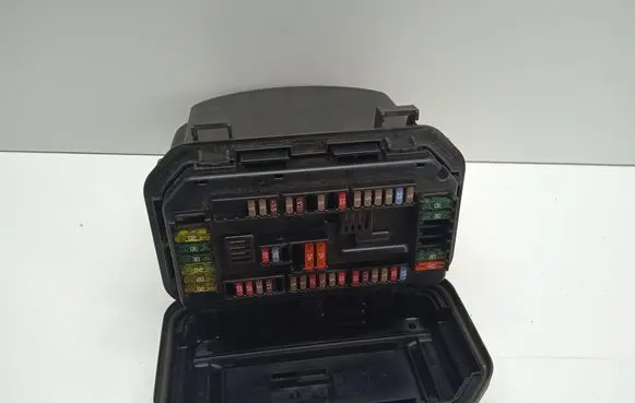 BMW 1 F20 F21 Fuse box set 2100719182