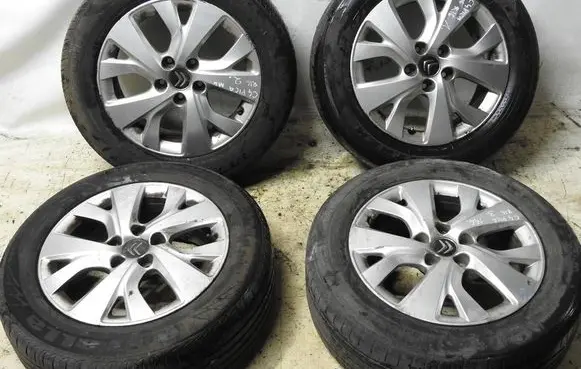 Citroen C4 II Picasso R16 alloy rim 9677089777
