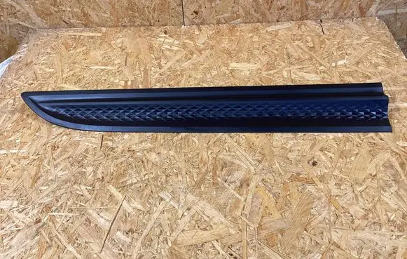 Porsche Macan (95B) Trim molding 95b898490l