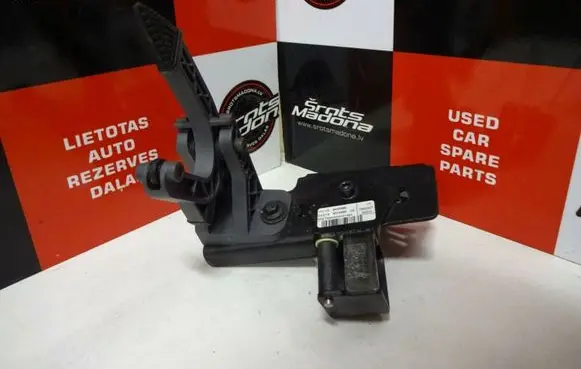 Volvo C70 Tailgate/trunk/boot lock/catch/latch 9214037