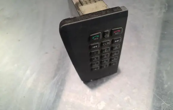 Volvo V70 Phone keyboard 8651562 6100201 2204194D