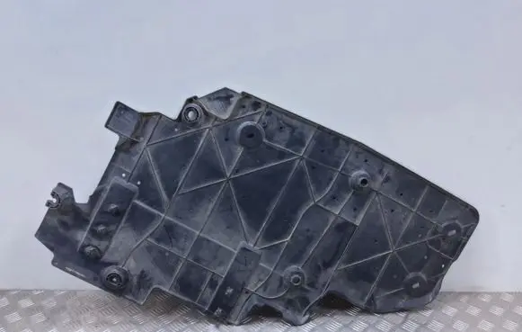 Peugeot 3008 II Fuel tank bottom protection 9809531480