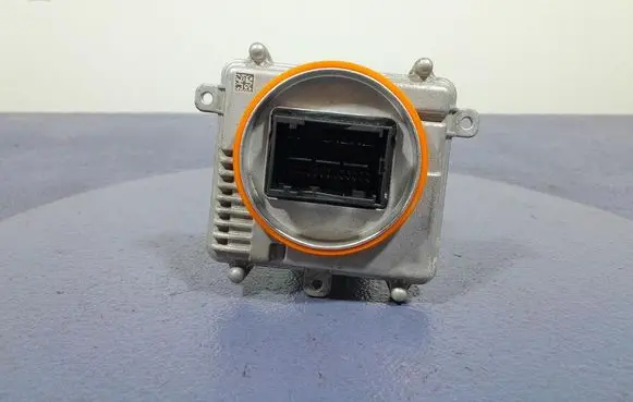Skoda Kamiq Voltage converter/converter module 992941571AC