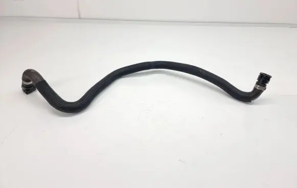 Land Rover Evoque I Engine coolant pipe/hose GJ327H255ABe