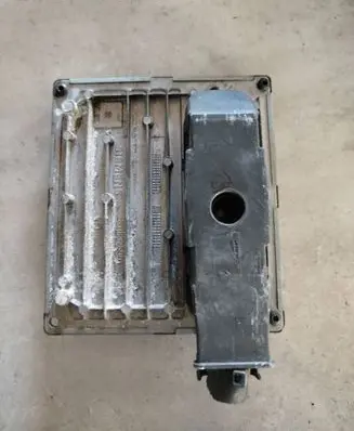 Ford Focus Engine control unit/module 7m5112a650aga 7m51-12a650-aga