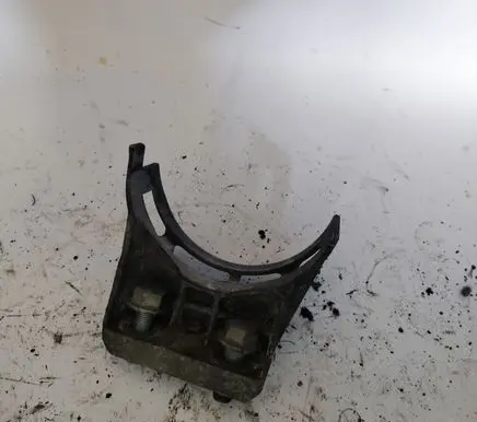 Iveco Daily 6th gen Engine mounting bracket
