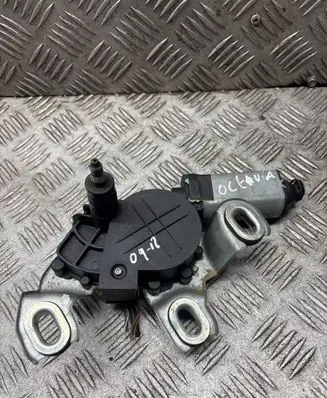 Skoda Octavia Mk2 (1Z) Rear window wiper motor 1Z5955711A 443122326017 090930VAH2A0377