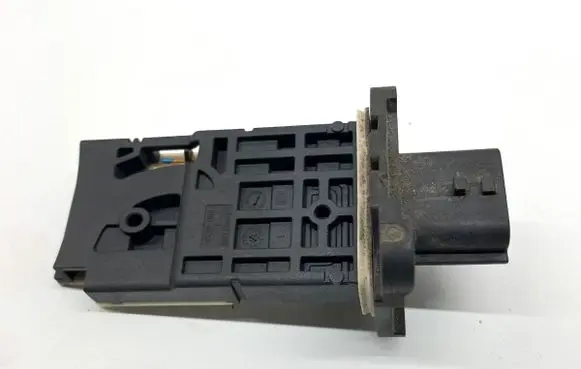 Opel Vivaro Mass air flow meter 93450753