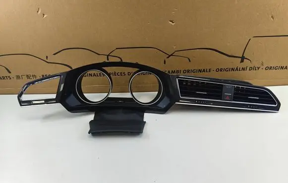 Volkswagen Tiguan Dashboard trim 5NB857189E 5NB857059 5NB857189