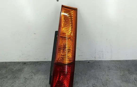 Suzuki Ignis Rear/tail lights P3052STANLEY