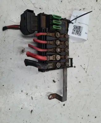 Volkswagen Golf IV Battery relay fuse 