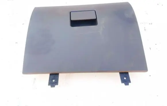 Ford Kuga I Glove box