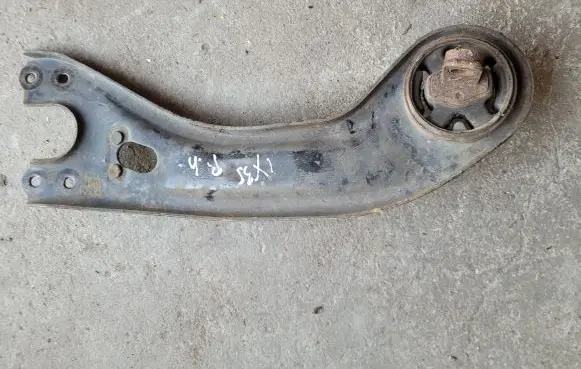 Hyundai ix35 Rear upper control arm/wishbone 552802S850