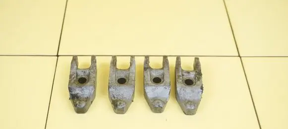 Opel Zafira C Fuel tank mounting bracket B20DTH
