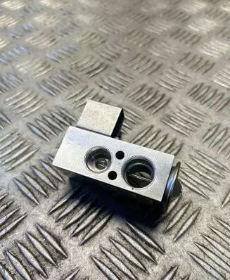 BMW 2 F45 Air conditioning (A/C) expansion valve 9287282