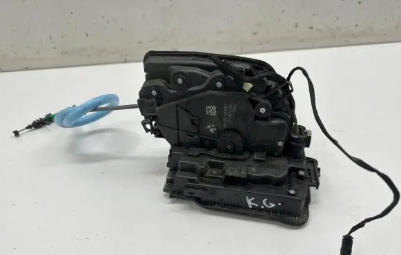 BMW X3 G01 Rear door lock 7473159
