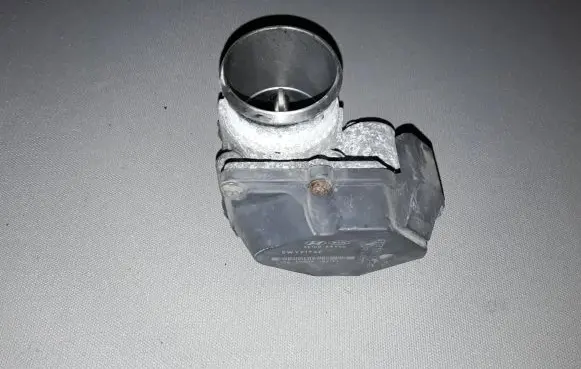 KIA Ceed Throttle valve 351002A900