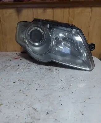 Volkswagen PASSAT B6 Headlight/headlamp 3C0941006J 1EL24701402