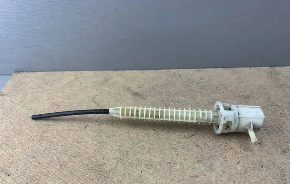BMW 5 E39 Webasto auxiliary heater fuel line/pipe 64128386693 64128378028 64128363808