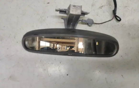 Nissan Qashqai+2 Rear view mirror (interior)