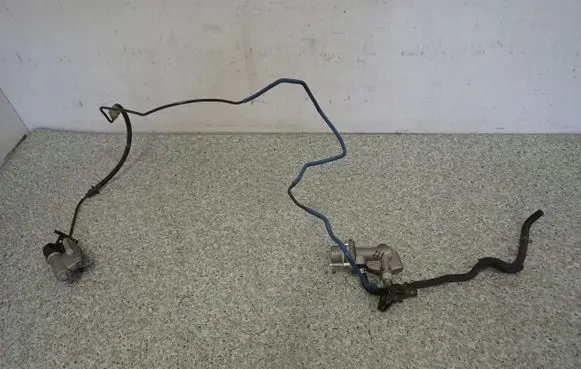 Honda FR-V Clutch master cylinder 