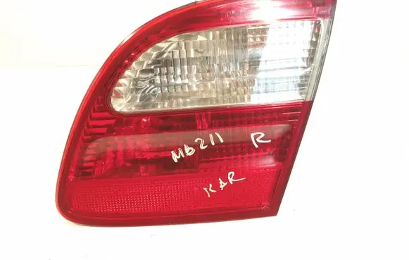 Mercedes-Benz E W211 Tailgate rear/tail lights A2118201464