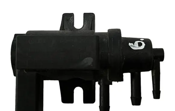 Volkswagen Caddy Turbo solenoid valve 1K0906627 70058000 10T024