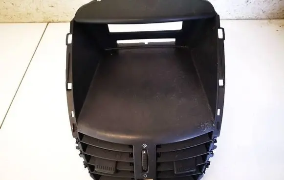 Peugeot 207 Dash center air vent grill 9650068177 A1099814