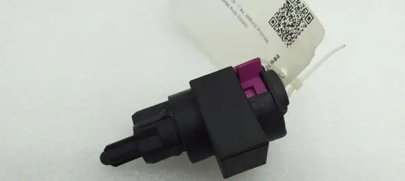 Audi A5 8T 8F Brake pedal sensor switch 914689963 14689962