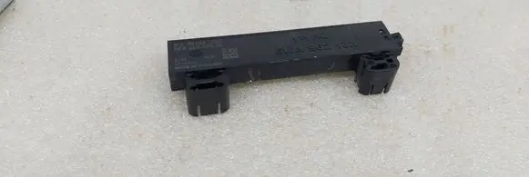 Audi A3 8Y Keyless system antenna 5WA962132 5FA224075