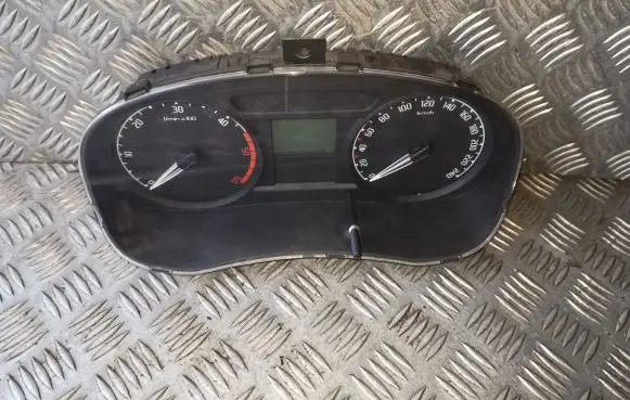 Skoda Roomster (5J) Speedometer (instrument cluster) 5J0920800C