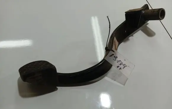Opel Vectra C Brake pedal 