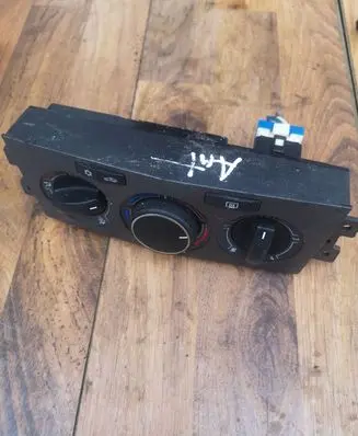 Opel Antara Climate control unit
