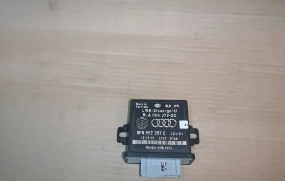 Audi A3 S3 8P Light module LCM 8P0907357C